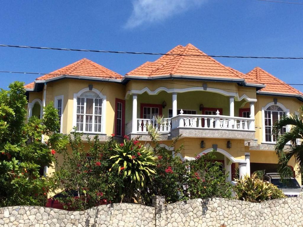 Jamaica Dream Gateway Ξενοδοχείο Richmond Εξωτερικό φωτογραφία